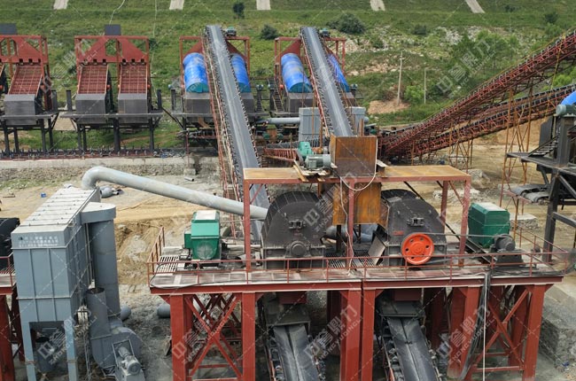 日產5000噸錘式破碎機